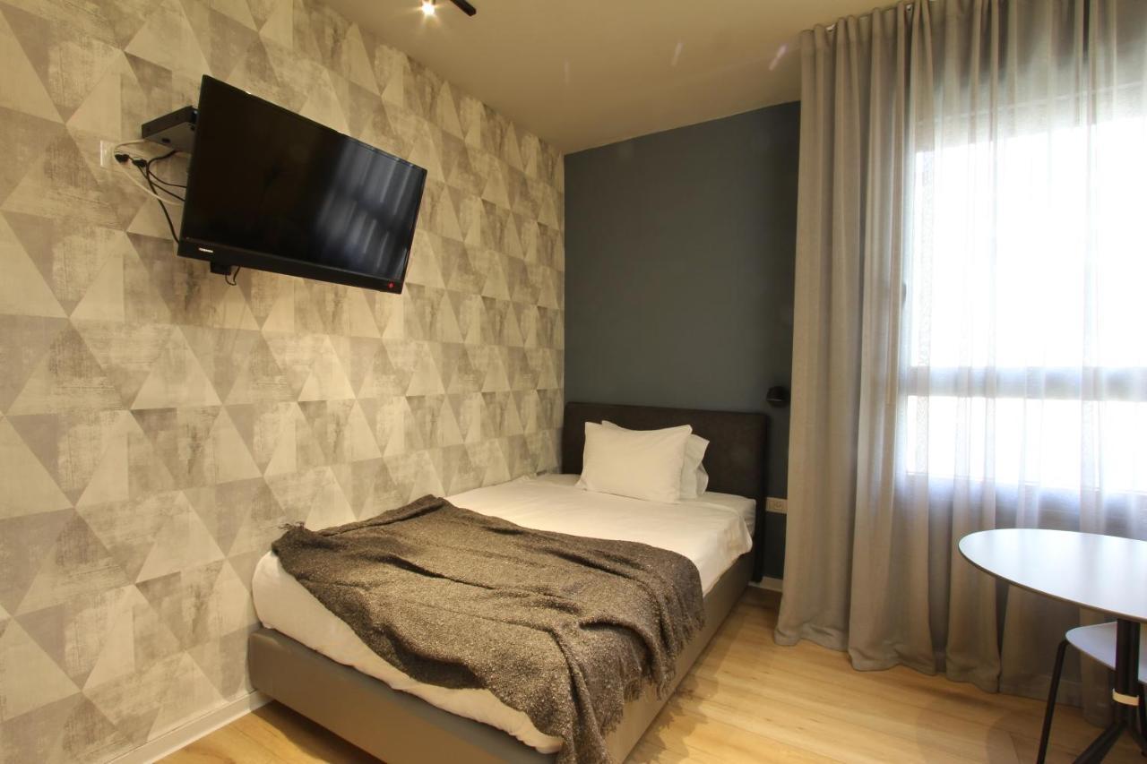 דירות גני תערוכה - Tlv University Apartments Near Expo By Sea N' Rent تل أبيب الغرفة الصورة