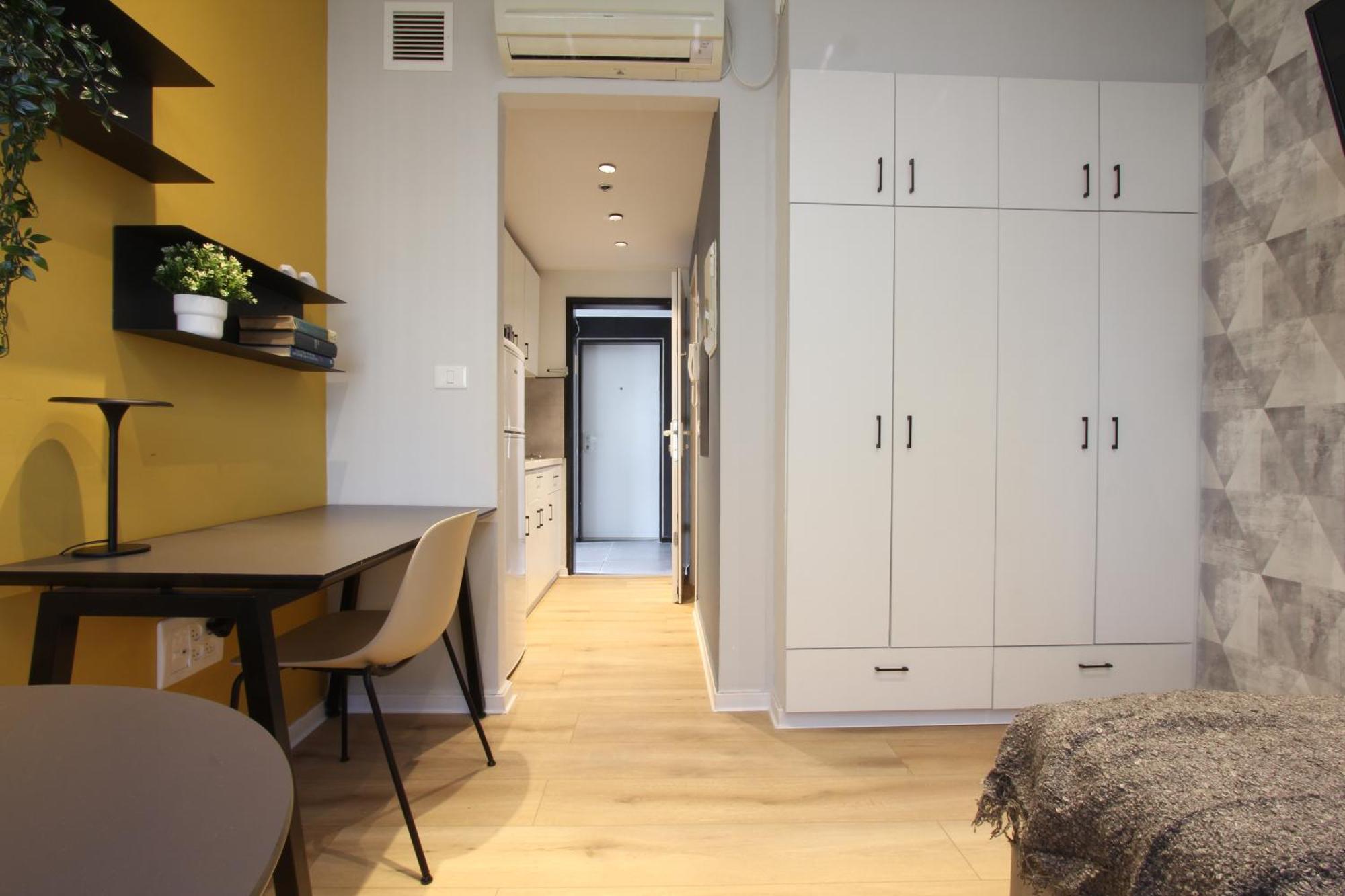 דירות גני תערוכה - Tlv University Apartments Near Expo By Sea N' Rent تل أبيب الغرفة الصورة